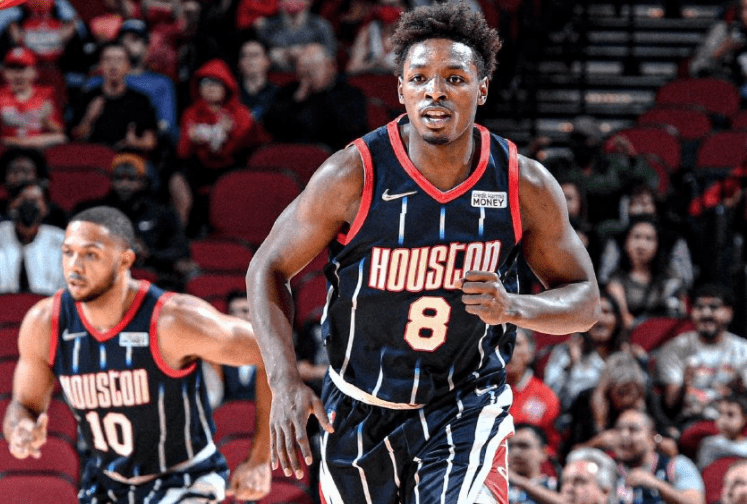 关于日本男篮血洗魔术，波特送出助攻的信息