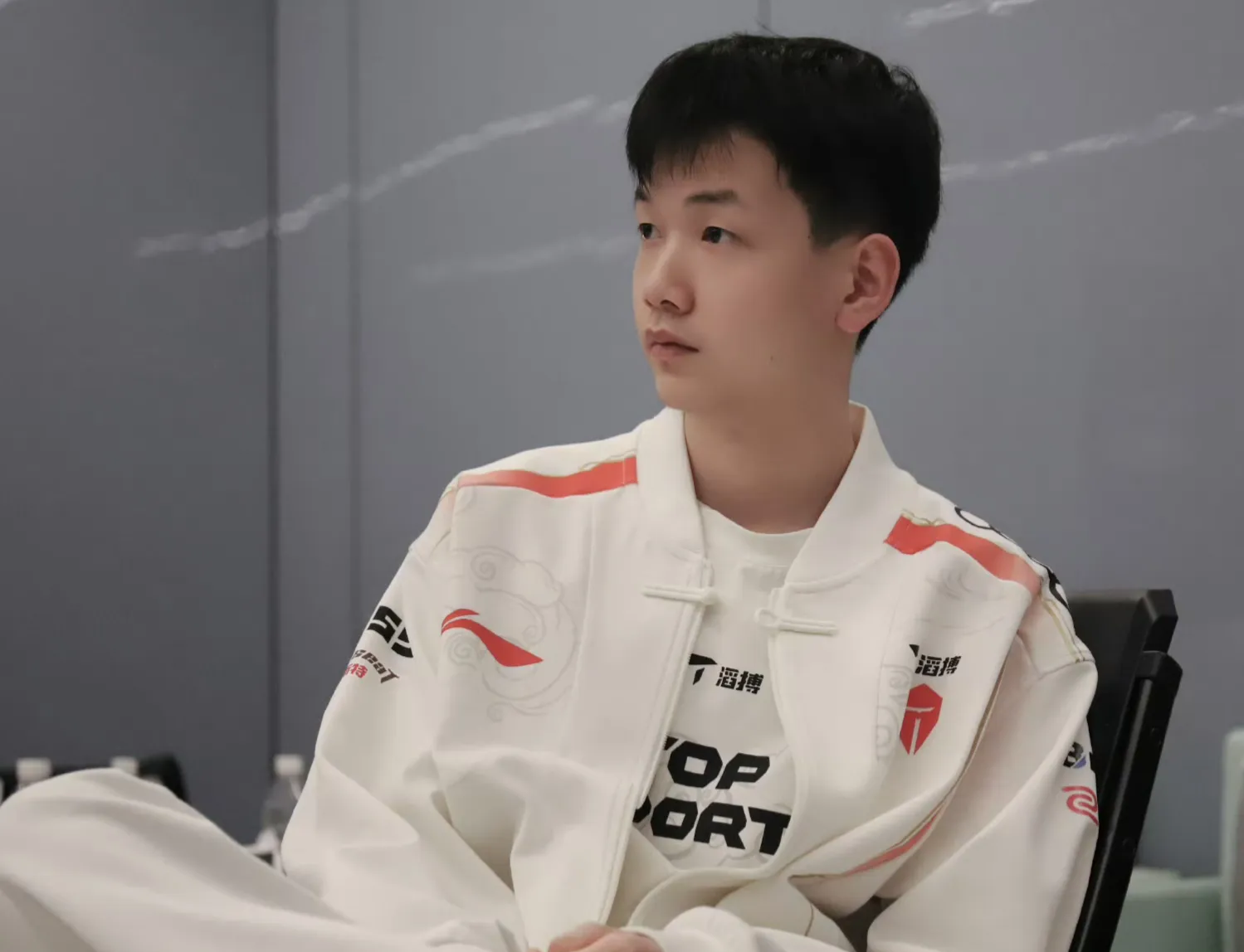 TES爆冷FPX，Doinb完成帽子戏法的简单介绍