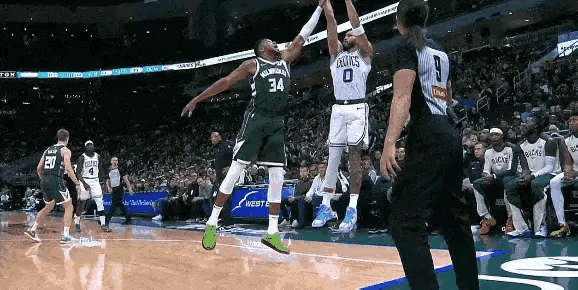 德国男篮碾压雄鹿B队，塔图姆惊艳世界