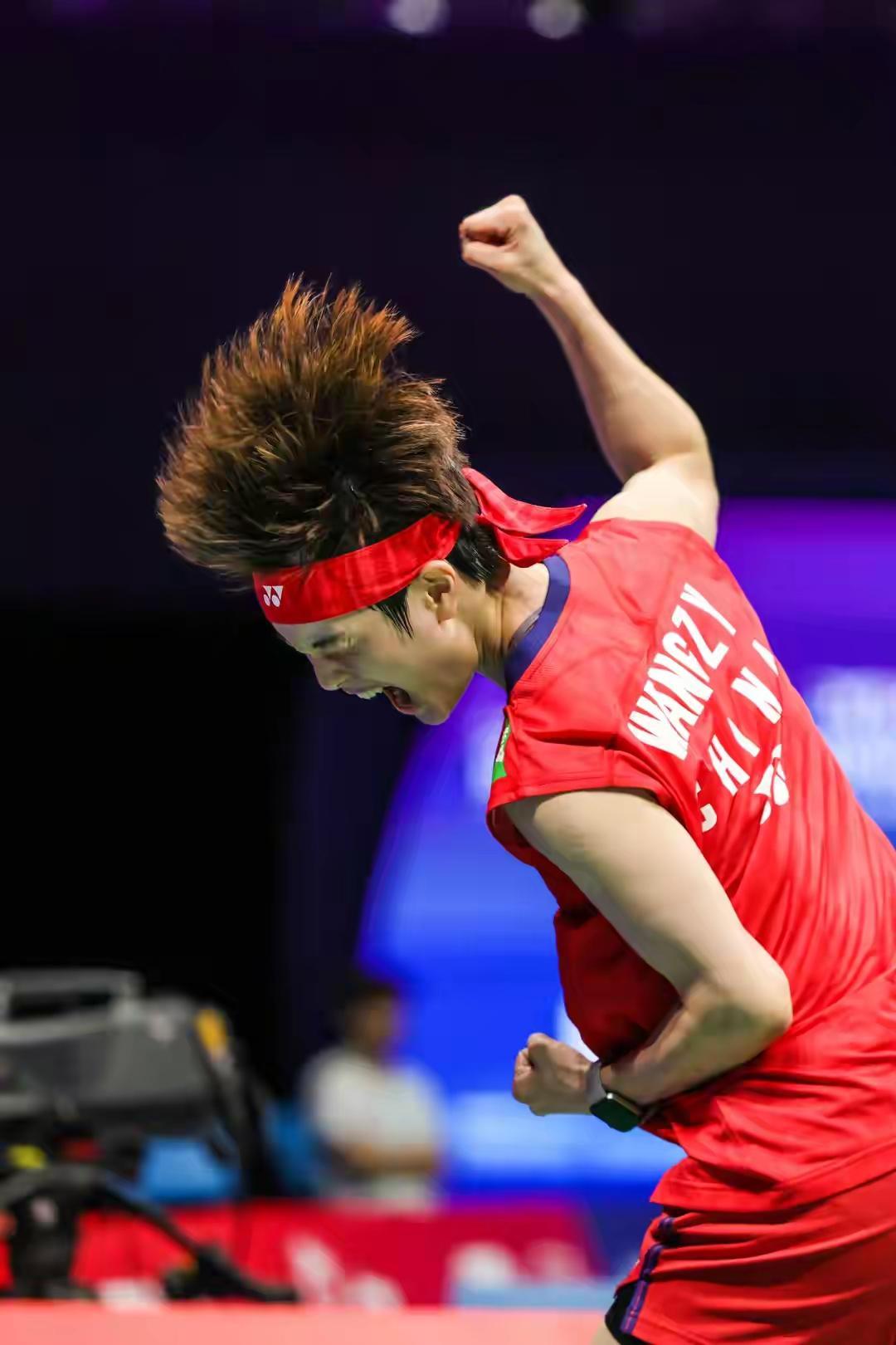 日本羽毛球队逆转法国羽毛球队，辛杜惊艳世界