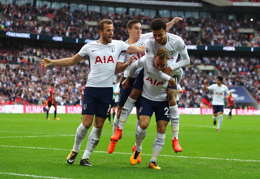 巴拉韦尔主场告捷,取得联赛首胜 巴拉韦尔主场告捷,取得联赛首胜