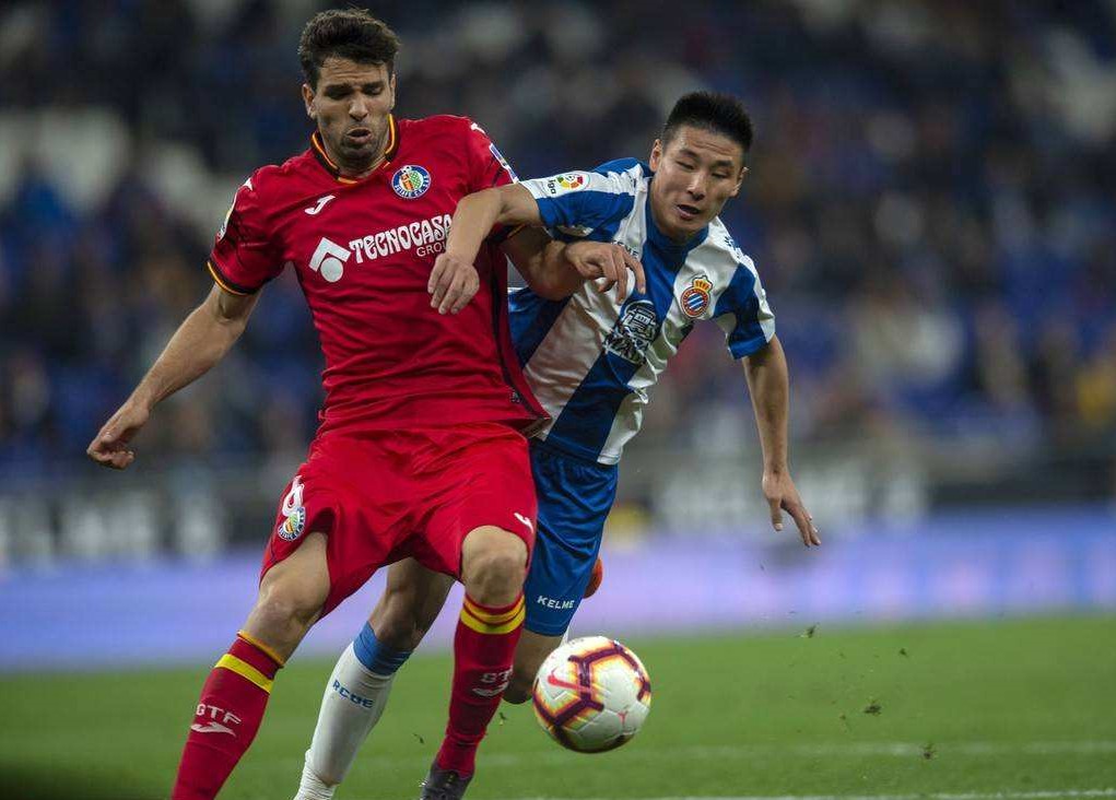 巴拉韦尔主场告捷,取得联赛首胜 巴拉韦尔主场告捷,取得联赛首胜