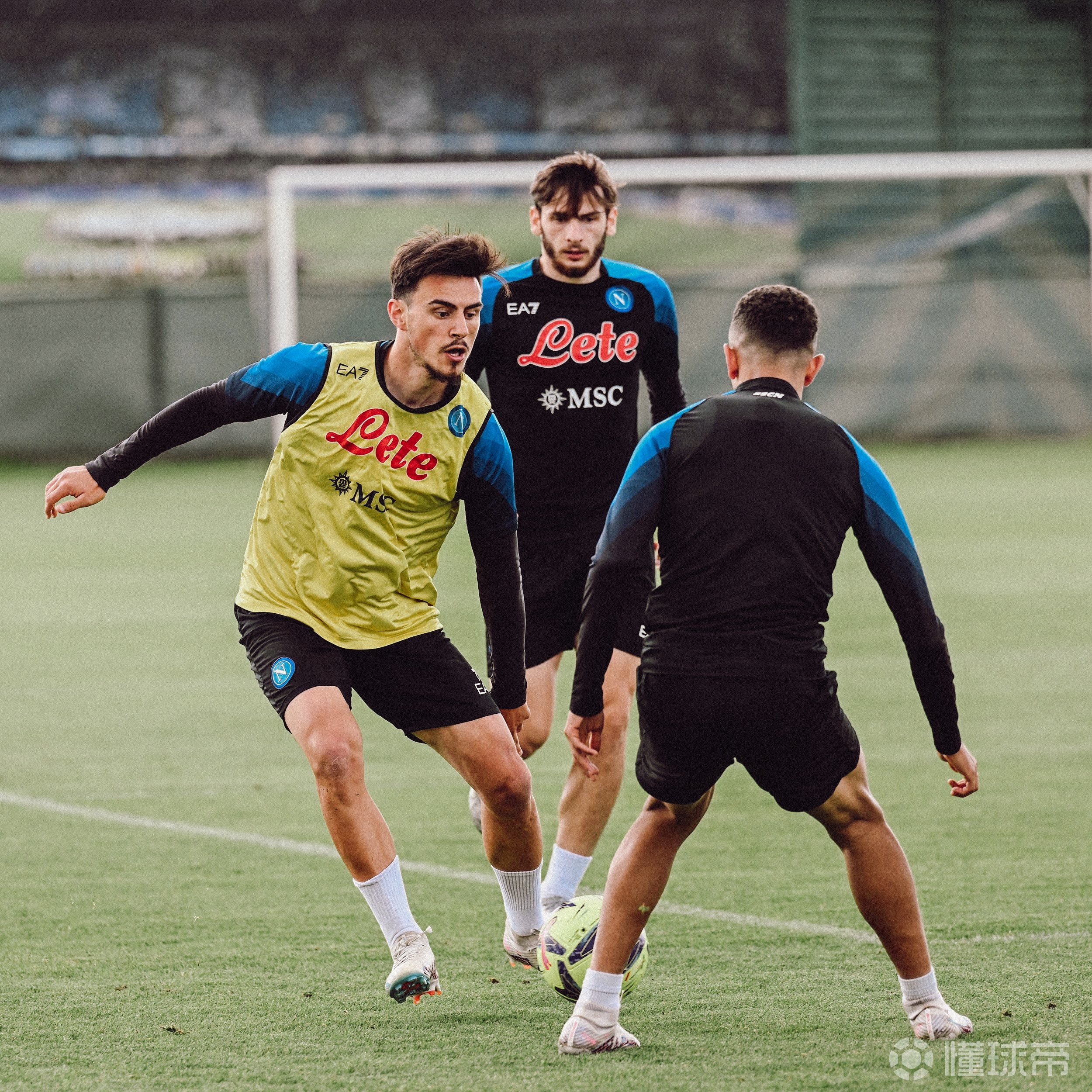 那不勒斯队员恢复训练，备战下一场比赛