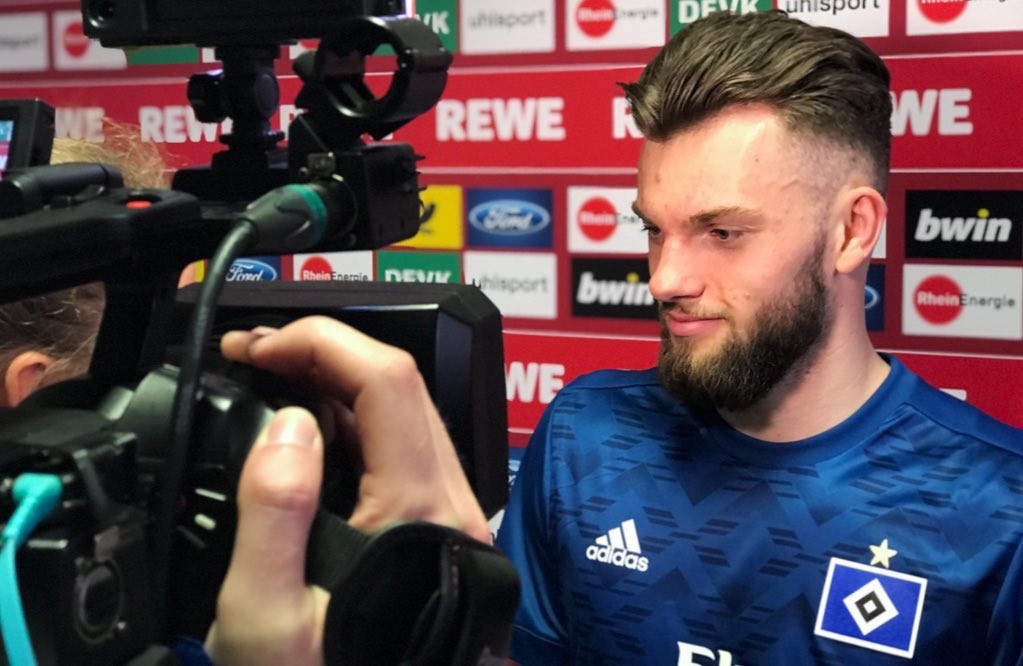 关于汉堡队主教练解雇风波，球队命运堪忧的信息