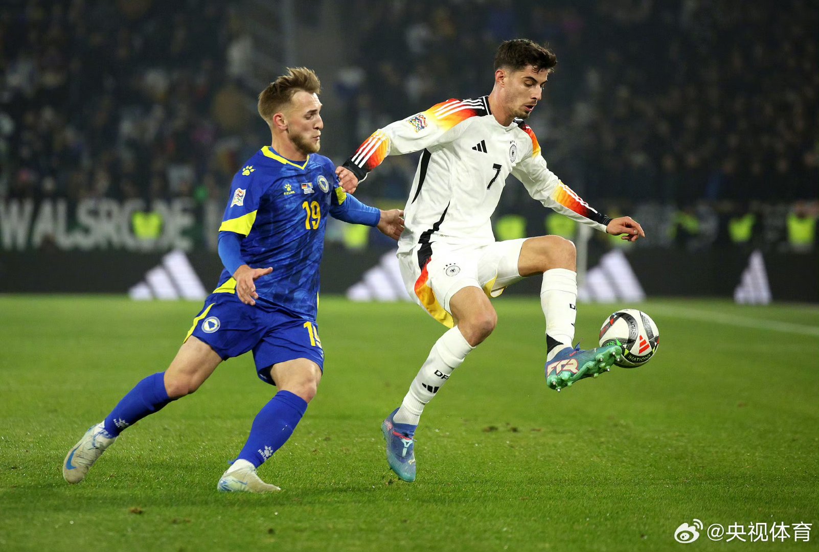 瑞士大胜冰岛，欧国联小组第一暂居的简单介绍