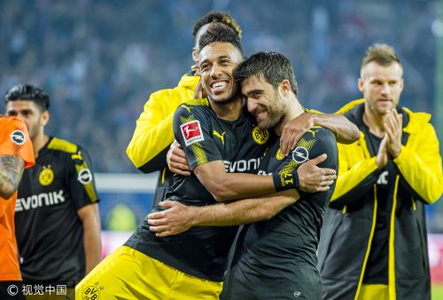 汉堡球队客场完胜，三分登顶比赛积分榜的简单介绍