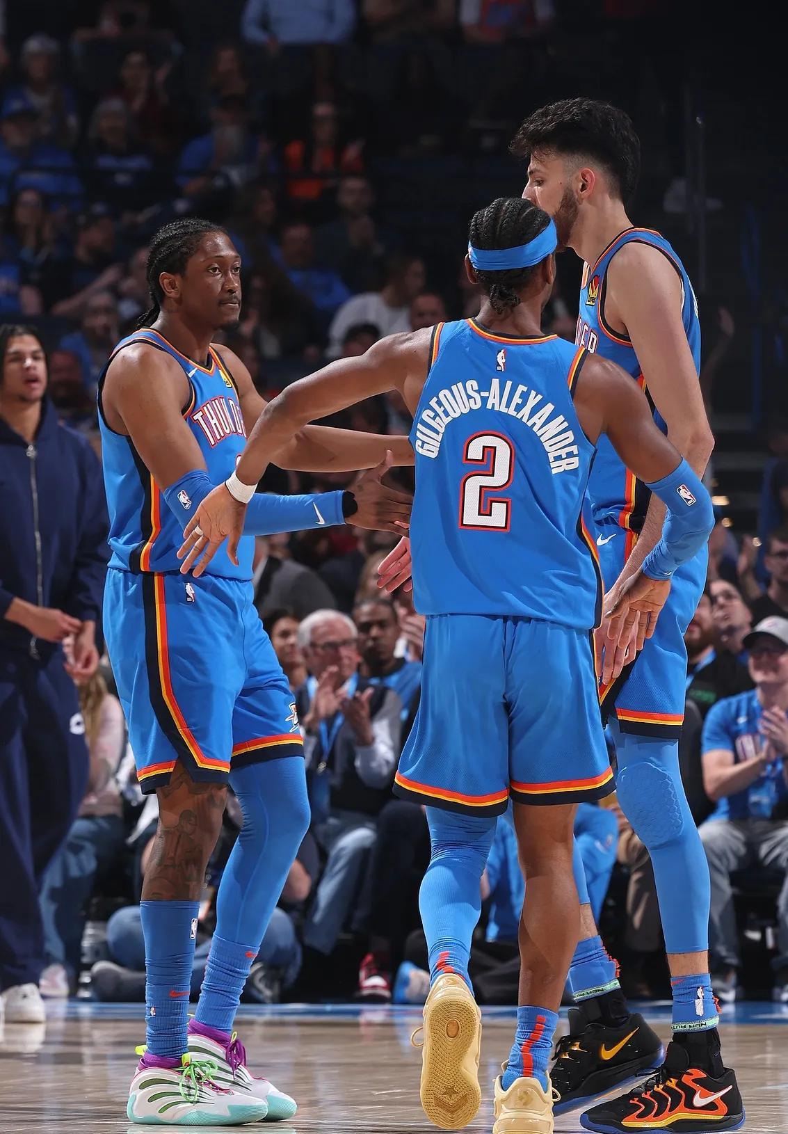 国王绝杀吉林队，恩比德统治全场